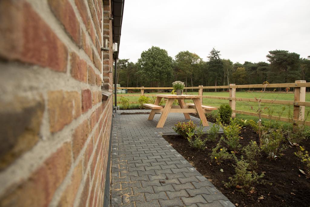 Het Kleine Landgoed Villa Haarle Exteriör bild
